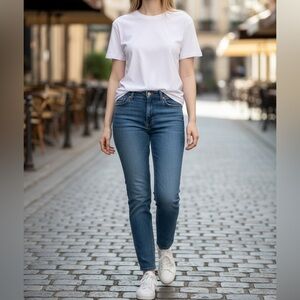 NWT AG Alexxis Slim Skinny Jeans in Medium Blue Wash